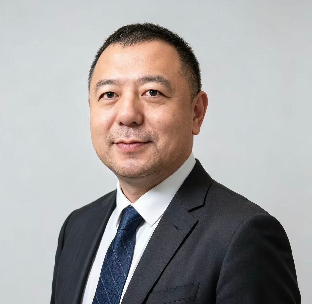 张岩